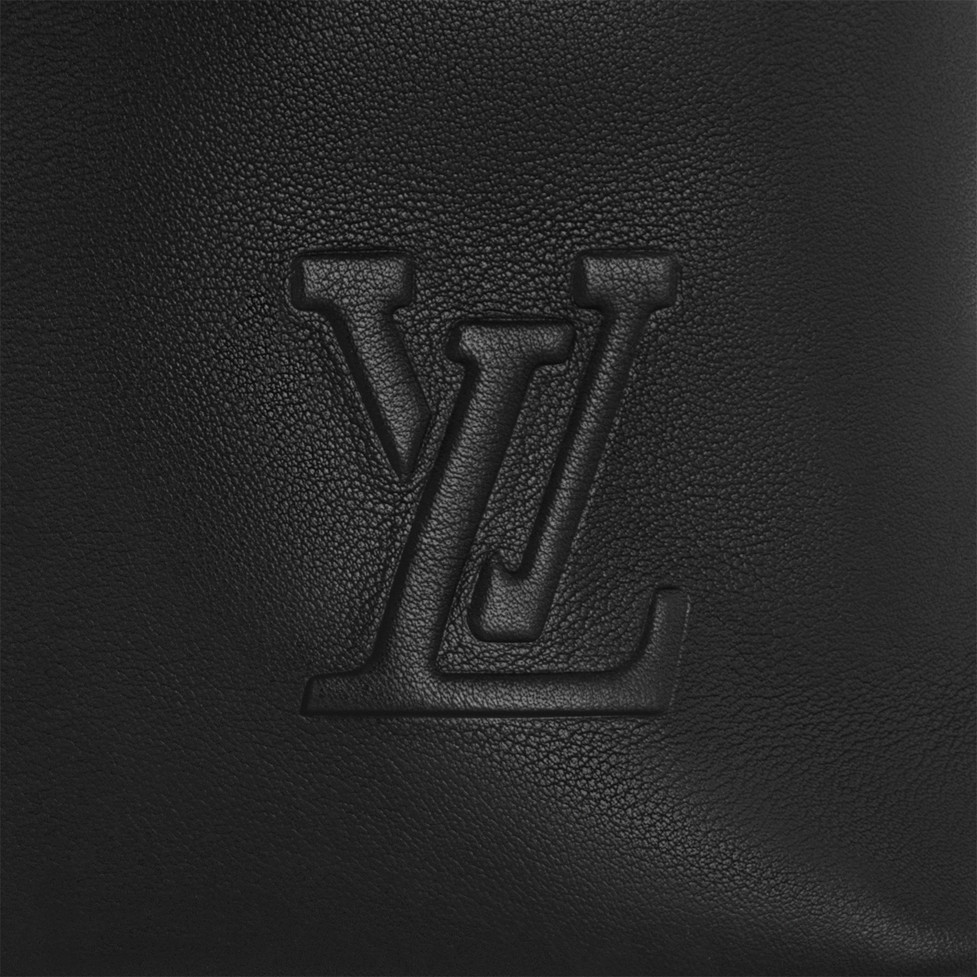Lock It MM Autres Cuirs - For Men | LOUIS VUITTON